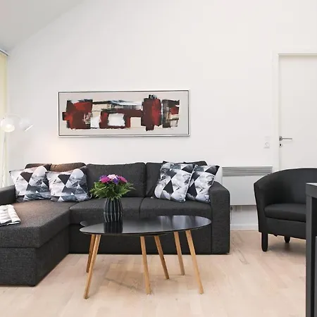 Holiday home Three-bedroom Holiday In