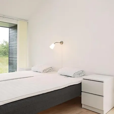 Holiday home Three-bedroom Holiday In Brovst