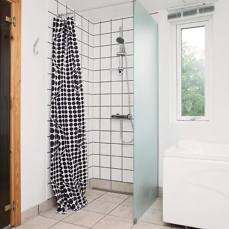 Three-bedroom Holiday In * Brovst